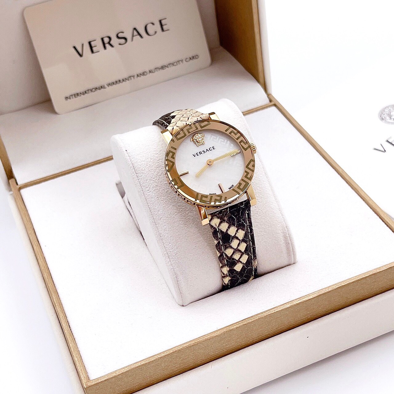 Versace VEU300121