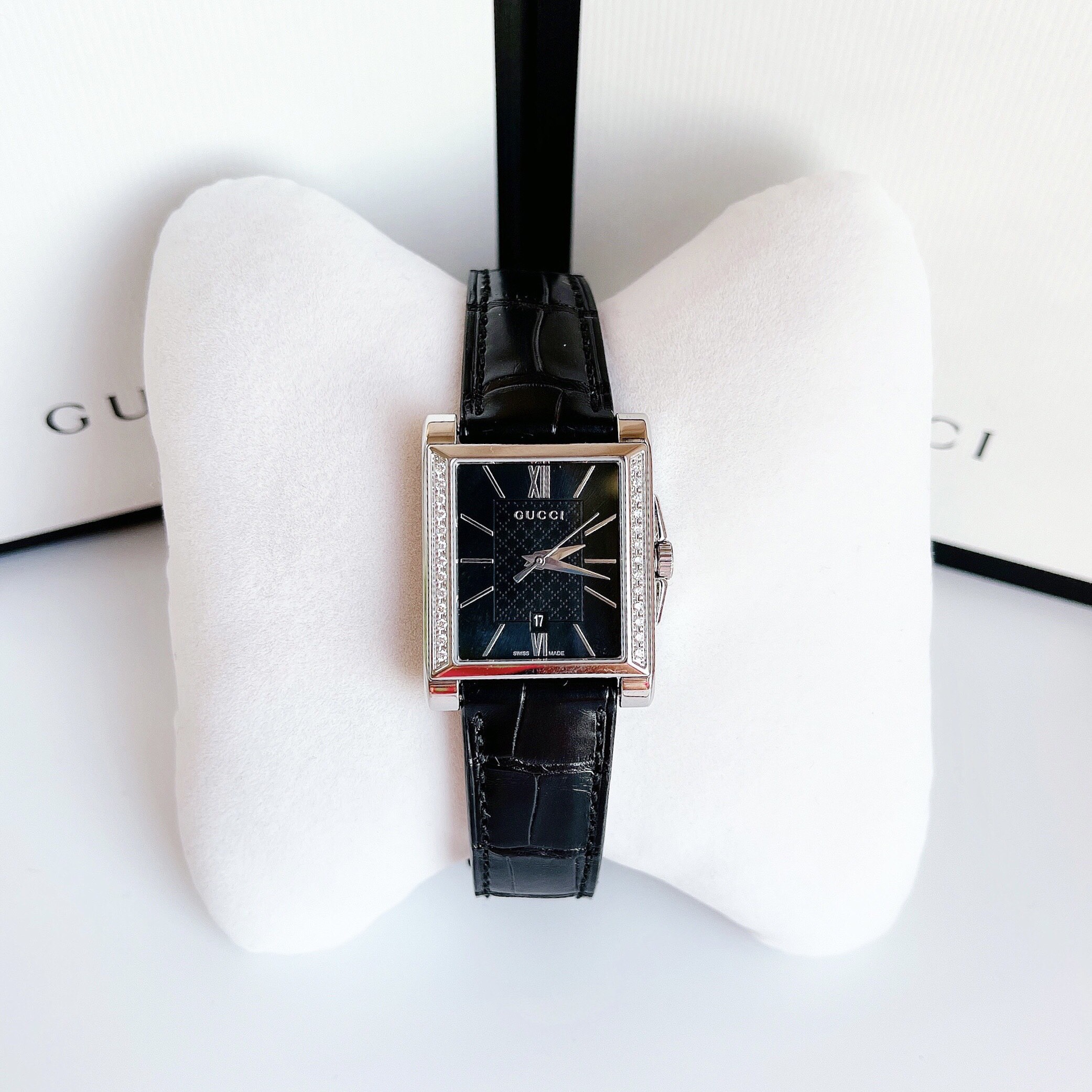 Gucci YA138505