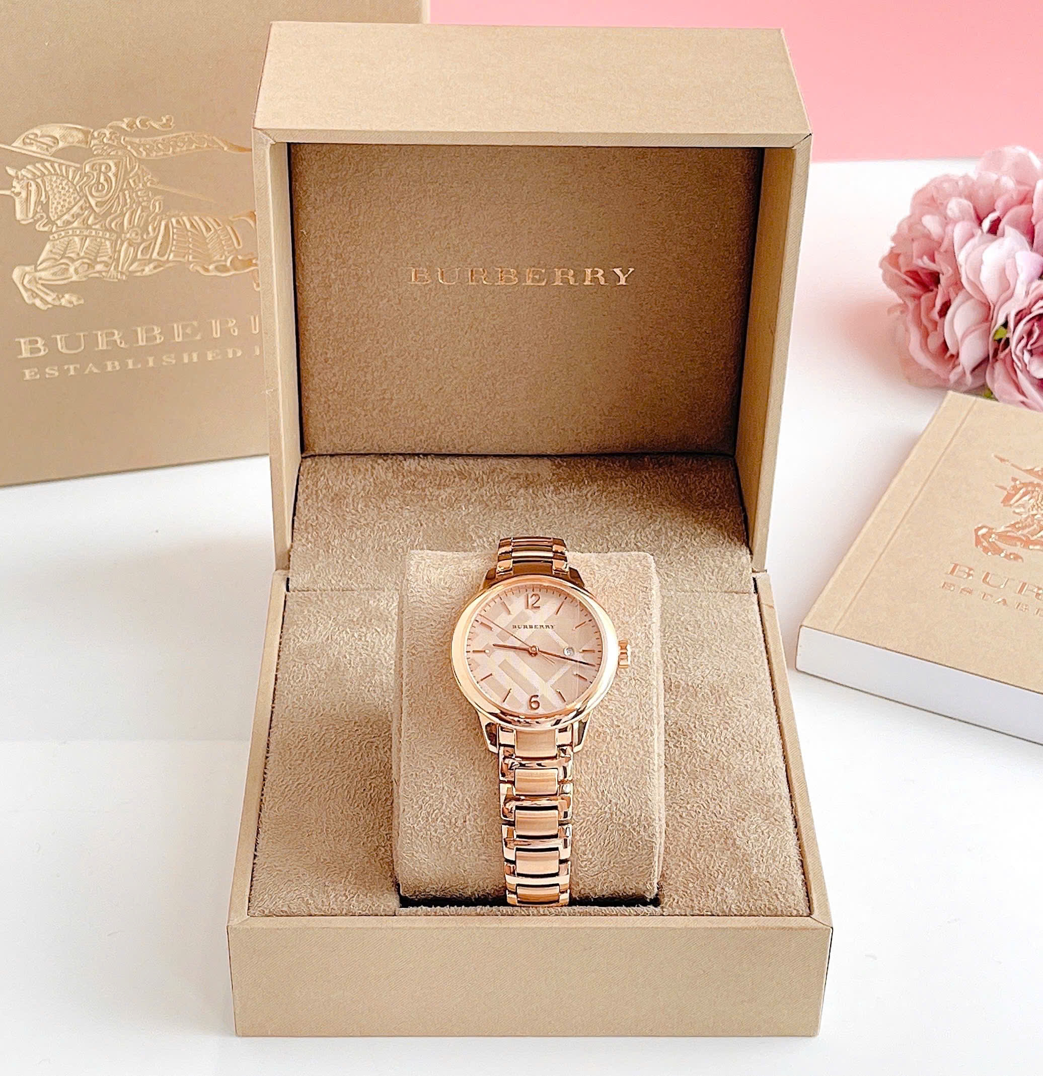 Burberry The Classic  BU10116